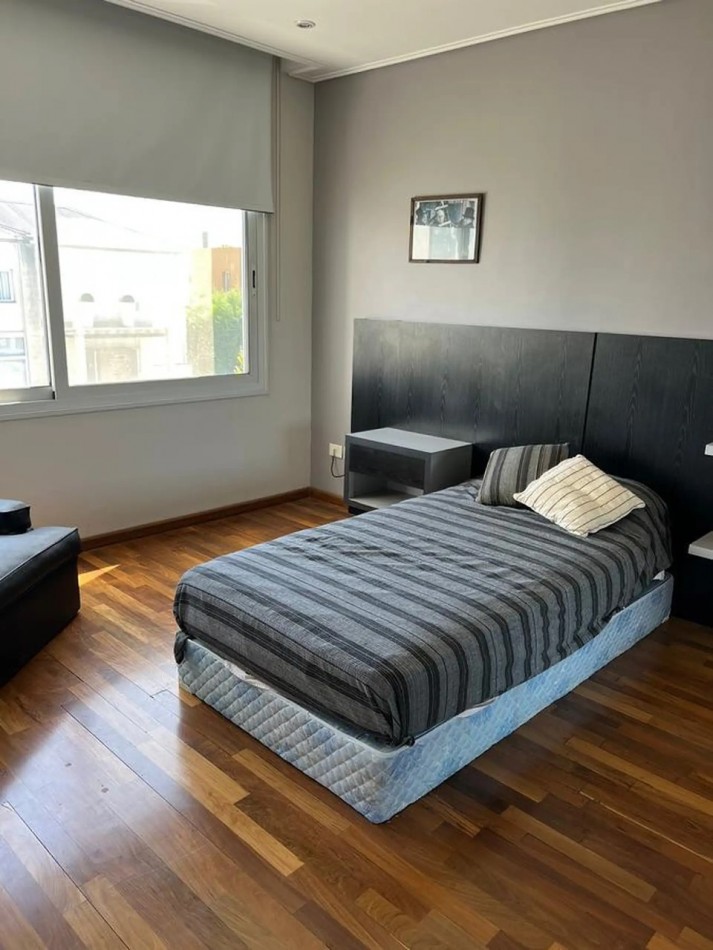 Imperdible casa 5 ambientes amoblada en Altos de Husdon I