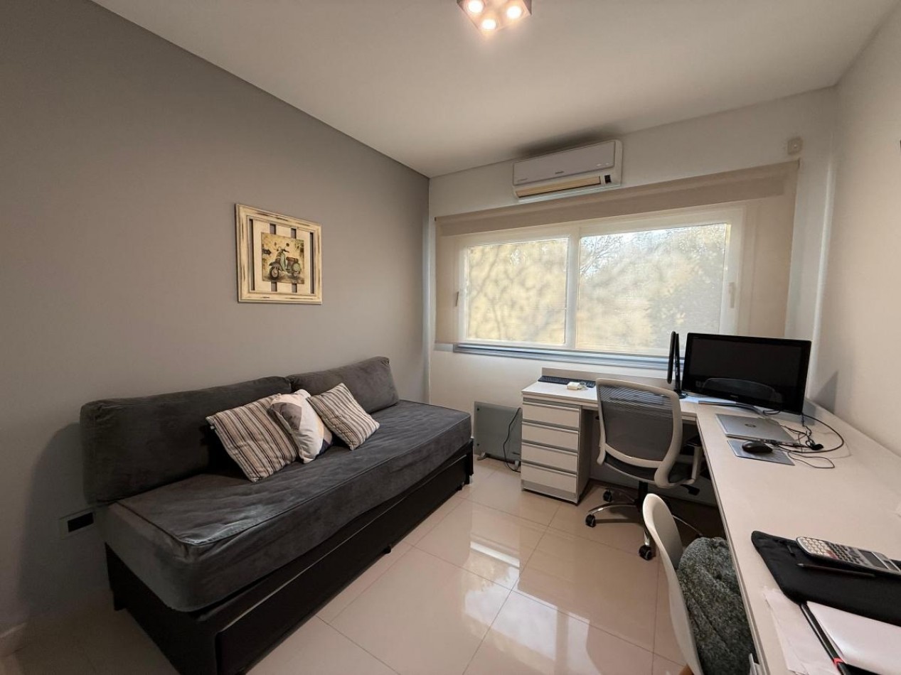 Casa con piscina 5 ambientes en Altos de Hudson I