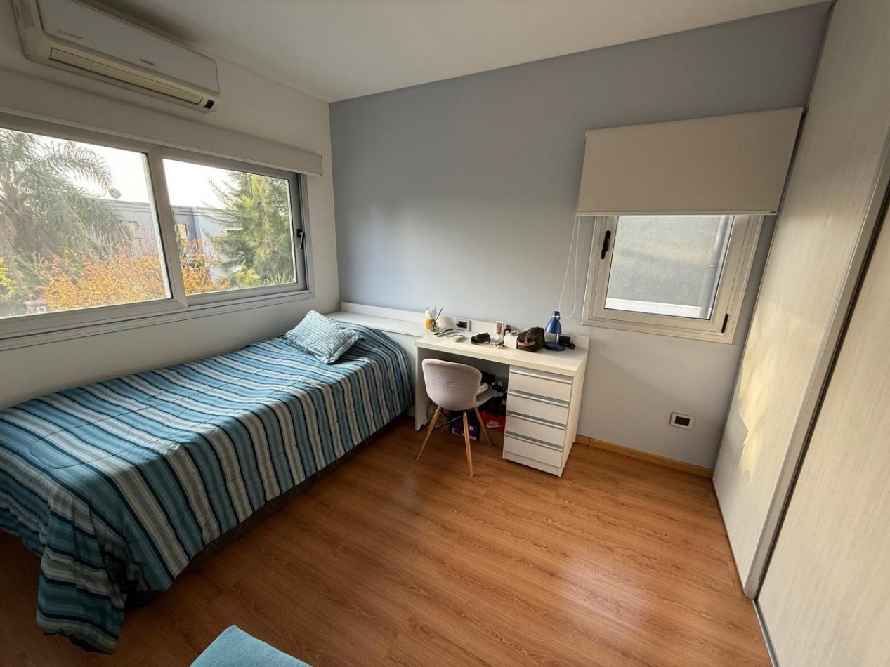 Casa con piscina 5 ambientes en Altos de Hudson I