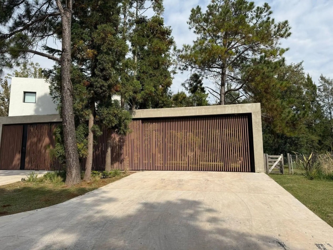 Casa en venta 4 ambientes Greenville Polo & Resort