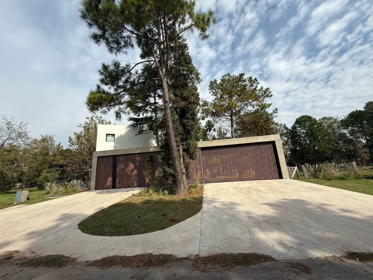 Casa en venta 4 ambientes Greenville Polo & Resort