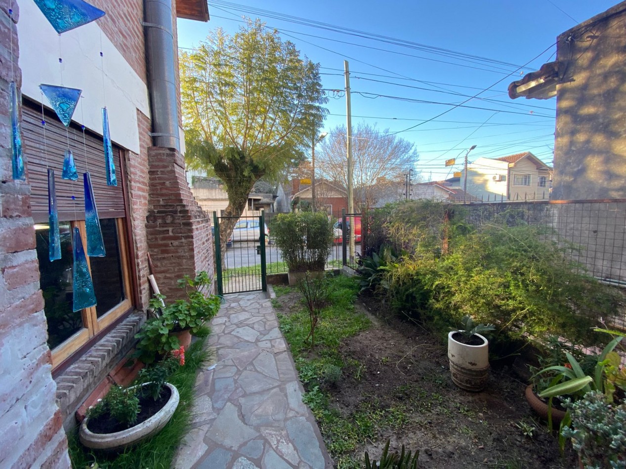 Casa en venta 5 ambientes - Ortiz campo - Quilmes centro