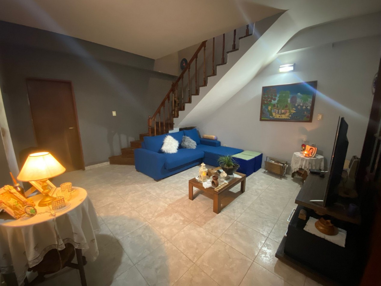 Casa en venta 5 ambientes - Ortiz campo - Quilmes centro