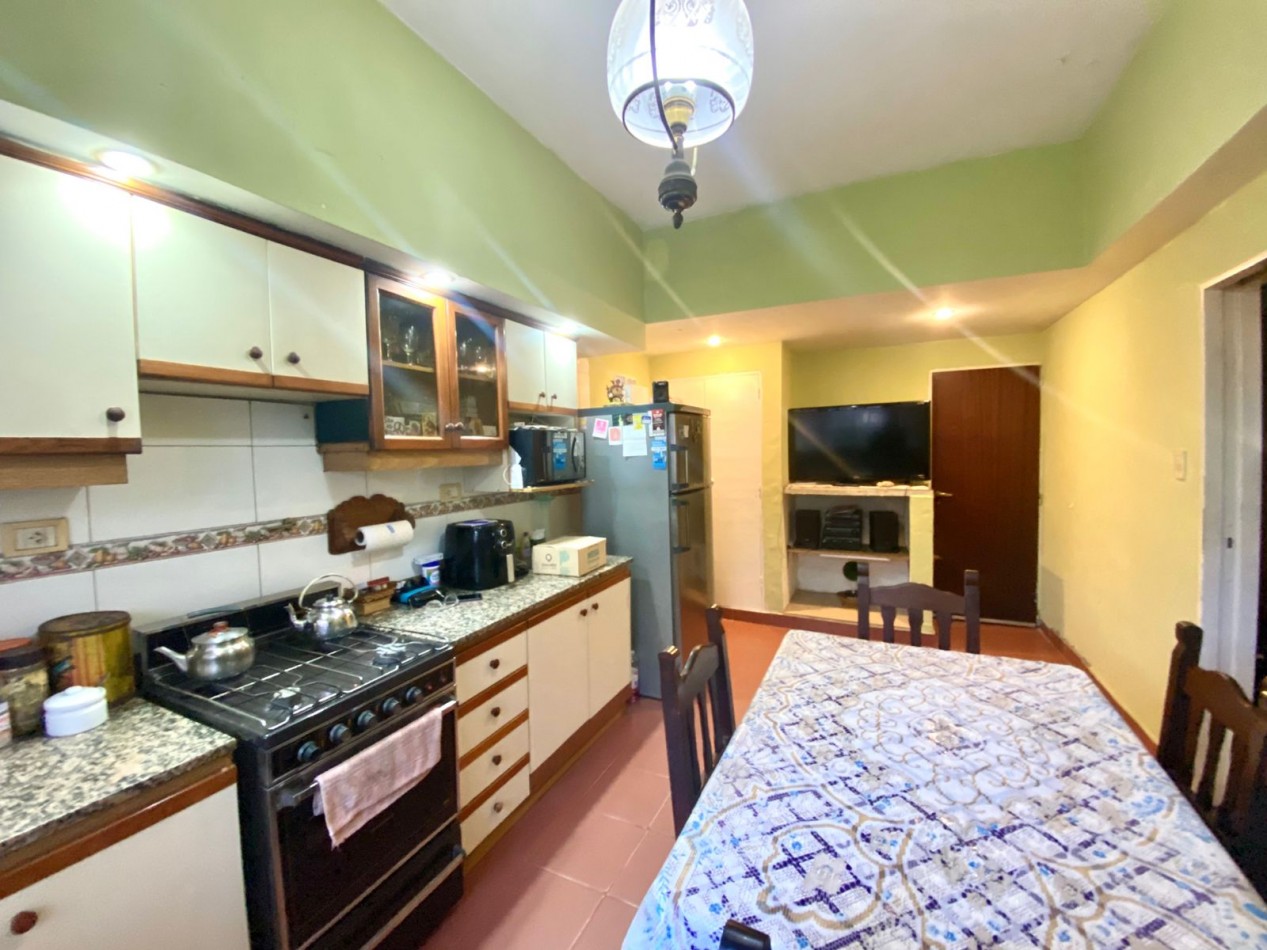 Casa en venta 5 ambientes - Ortiz campo - Quilmes centro