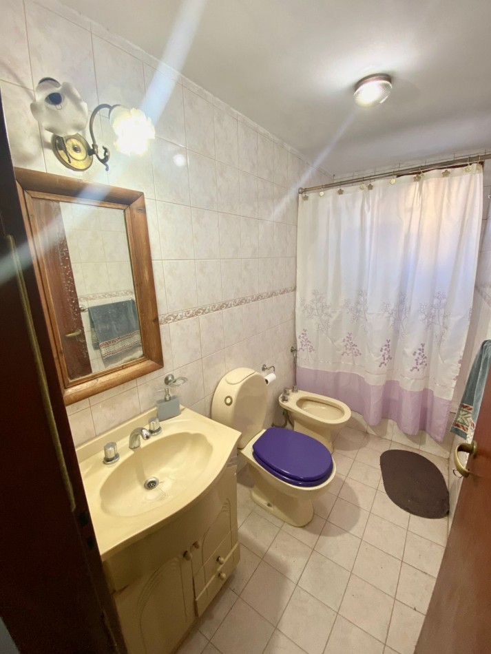 Casa en venta 5 ambientes - Ortiz campo - Quilmes centro