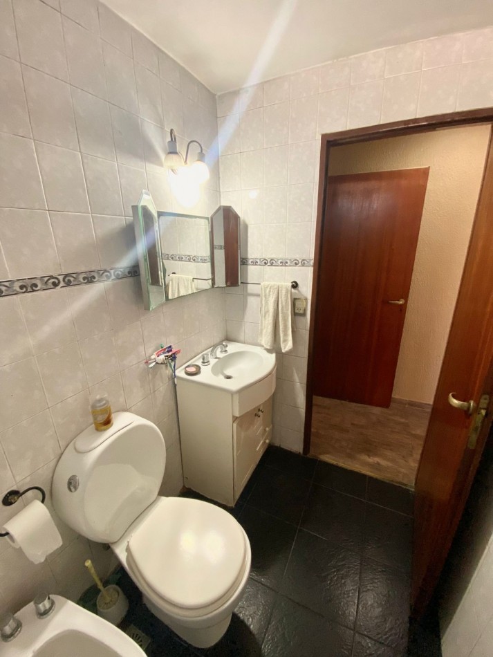 Casa en venta 5 ambientes - Ortiz campo - Quilmes centro