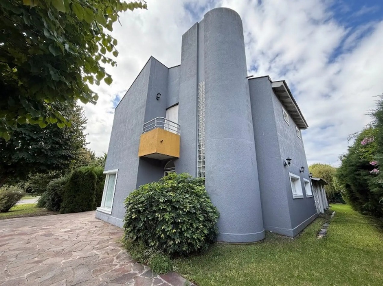 Casa en venta 5 ambientes - Fincas de Iraola I