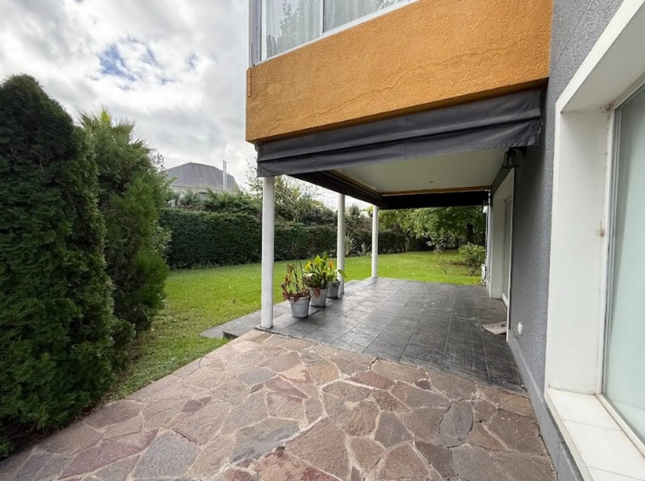 Casa en venta 5 ambientes - Fincas de Iraola I