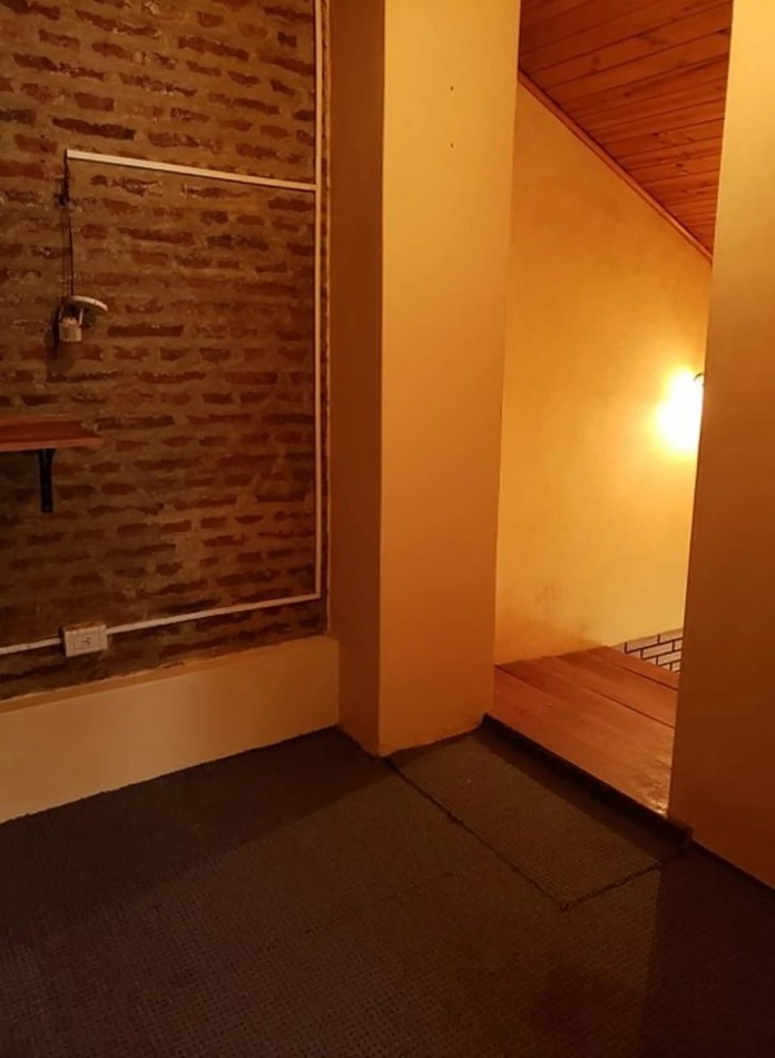 Casa en Venta 4 ambientes - Bernal Oeste