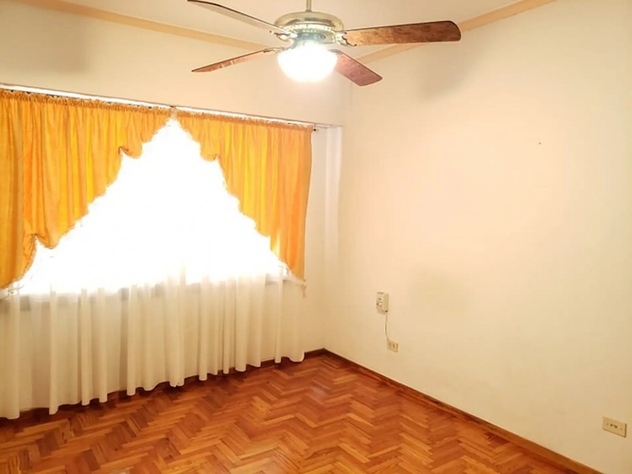 Casa en Venta 4 ambientes - Bernal Oeste