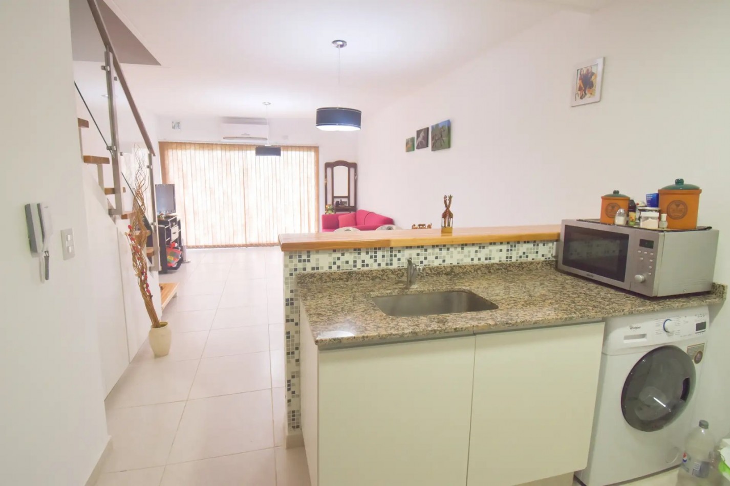 ¡OPORTUNIDAD! Moderno duplex en venta ubicado en Altos de Hudson II