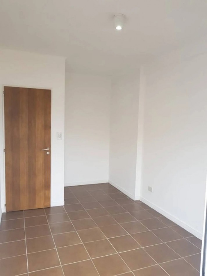 Departamento 2 ambientes en venta en Quilmes Centro