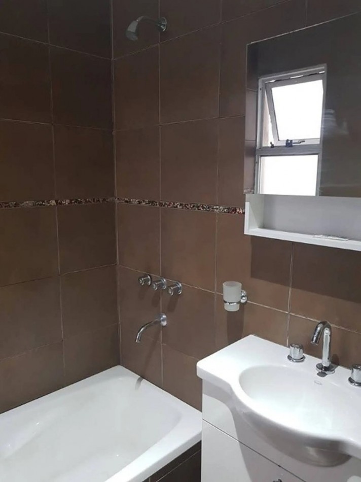 Departamento 2 ambientes en venta en Quilmes Centro