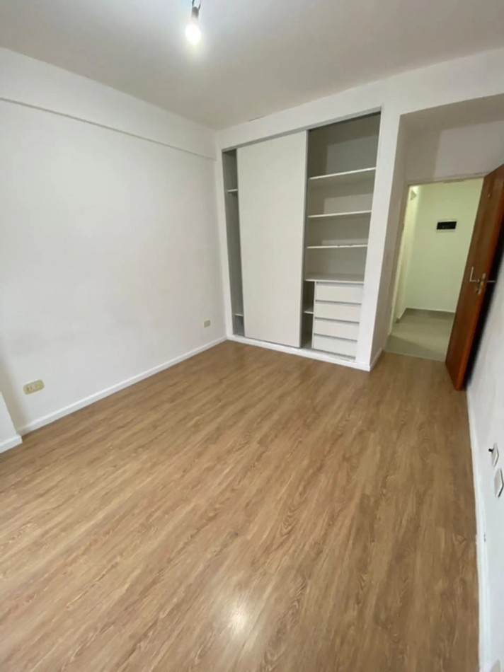 Departamento 3 ambientes con cochera en venta en Quilmes Centro ¡OPORTUNIDAD!
