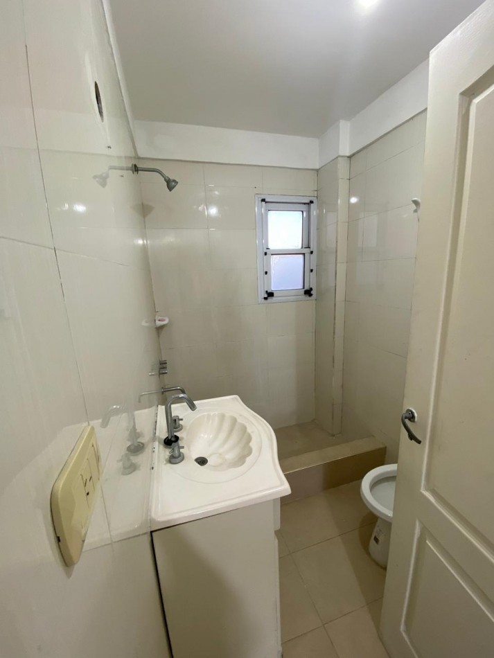 ¡Imperdible 3 ambientes a minutos del centro de Berazategui!