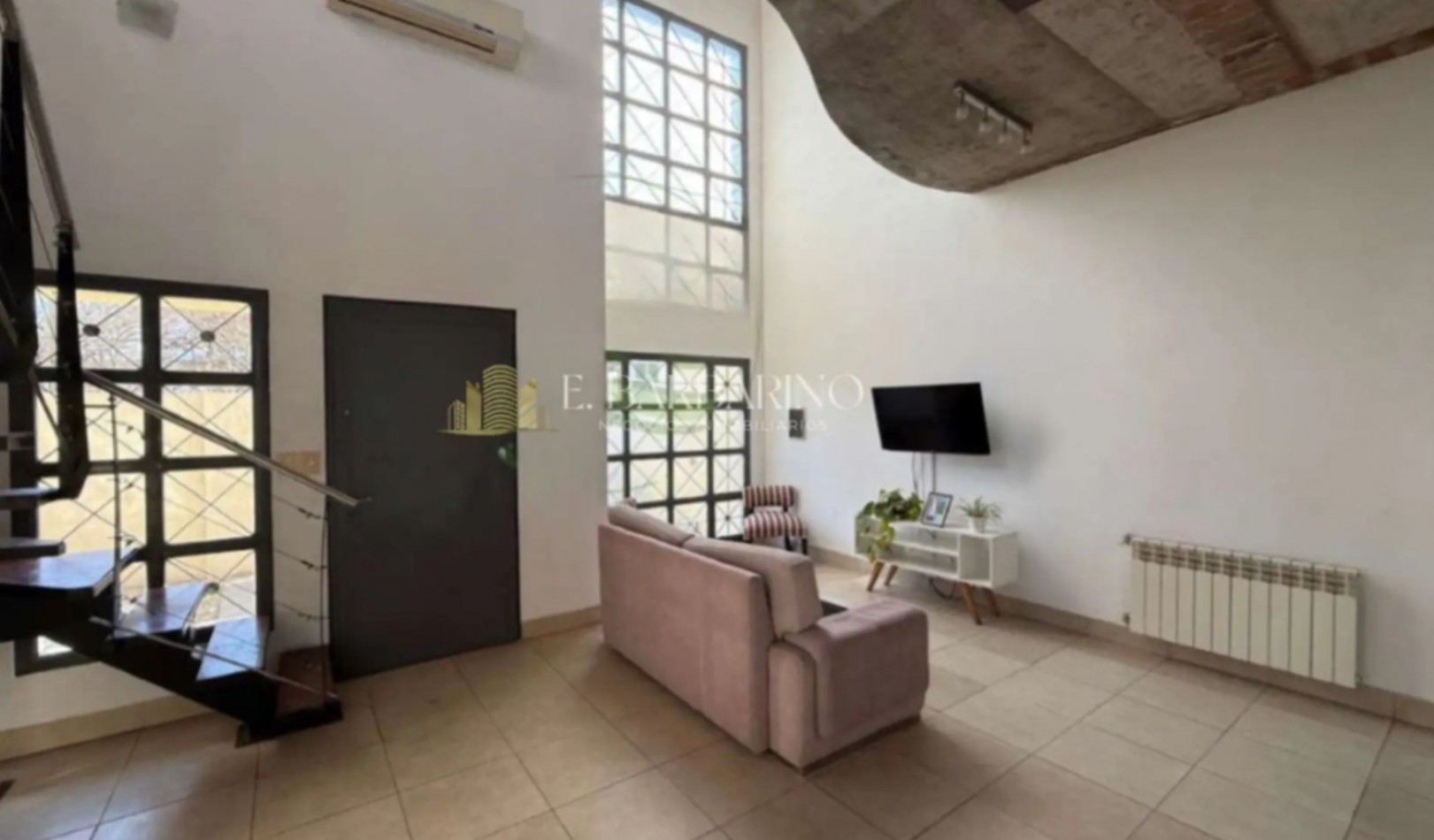 Casa 5 ambientes con piscina en venta en Quilmes Centro