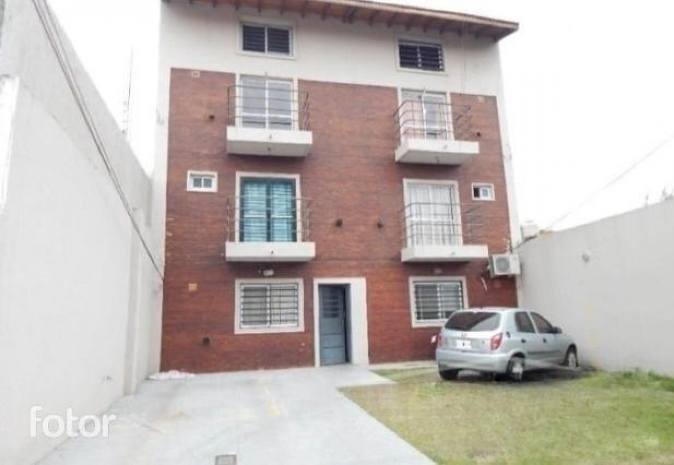 Precioso Departamento con Patio Propio en Quilmes Oeste
