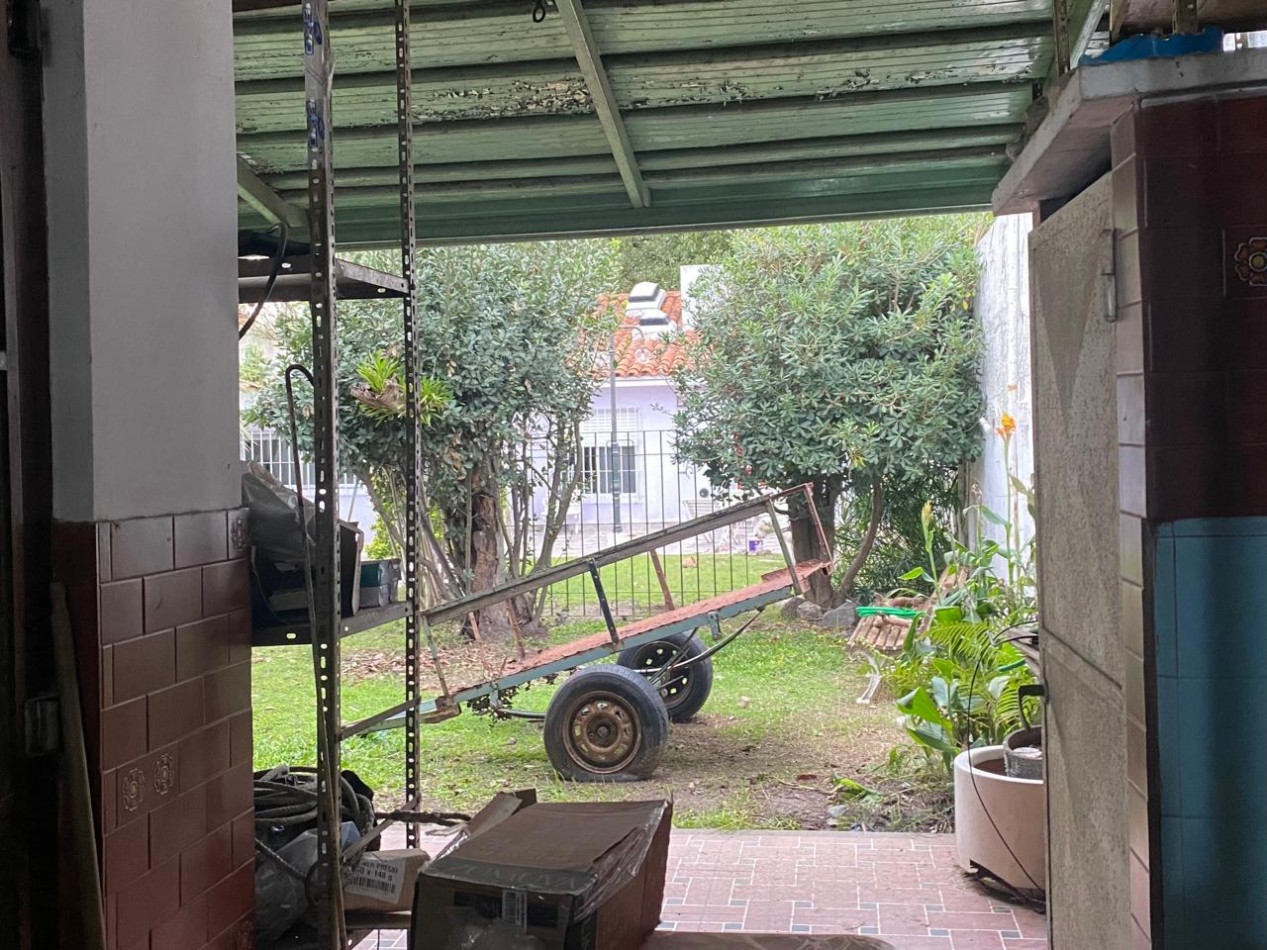 Casa 4 ambientes en venta en Bernal - APTA CREDITO