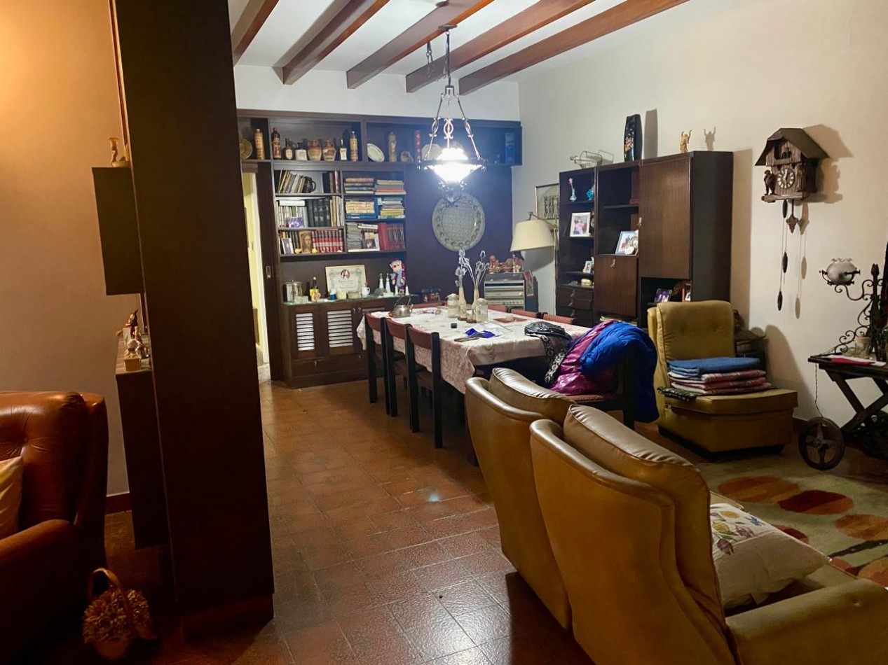 Casa 4 ambientes en venta en Bernal - APTA CREDITO