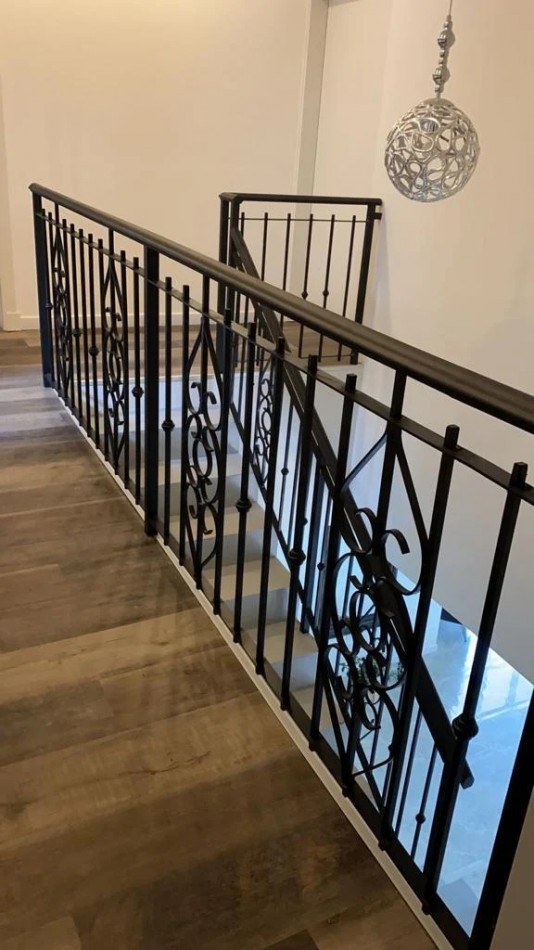 Preciosa casa 5 ambientes en barrio cerrado Las Acacias