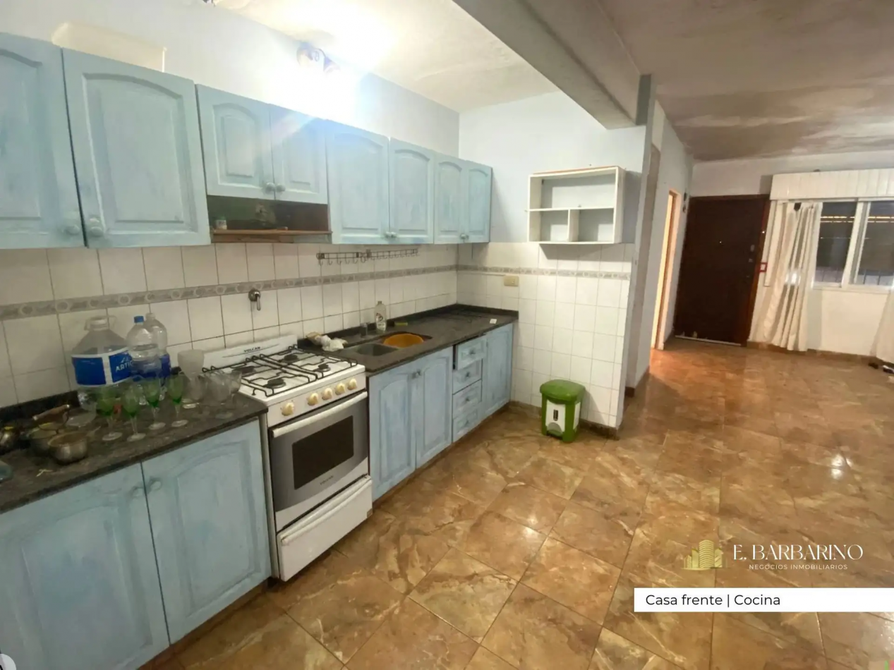 Casa ideal inversor o desarrollador en Berazategui 
