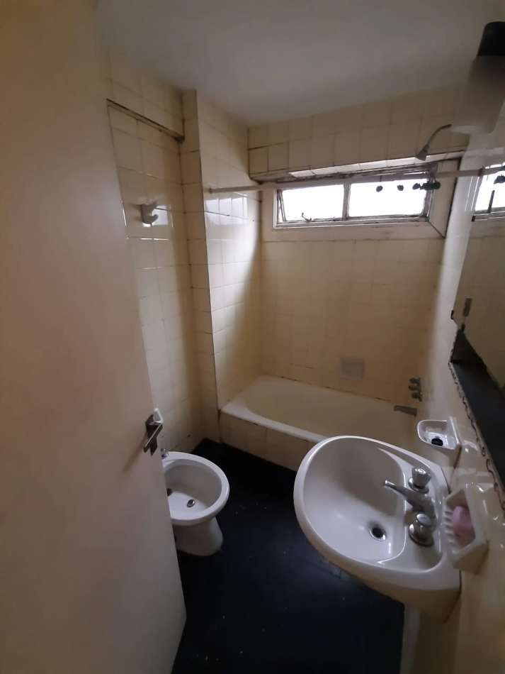 DEPARTAMENTO TRES AMBIENTES EN QUILMES CENTRO