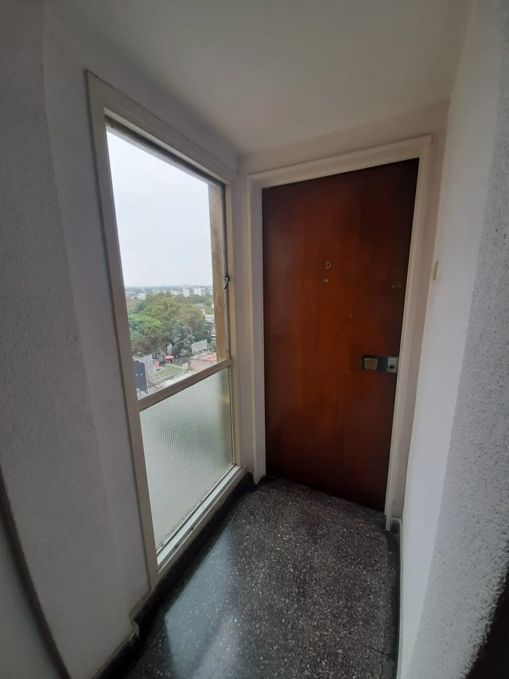 DEPARTAMENTO TRES AMBIENTES EN QUILMES CENTRO