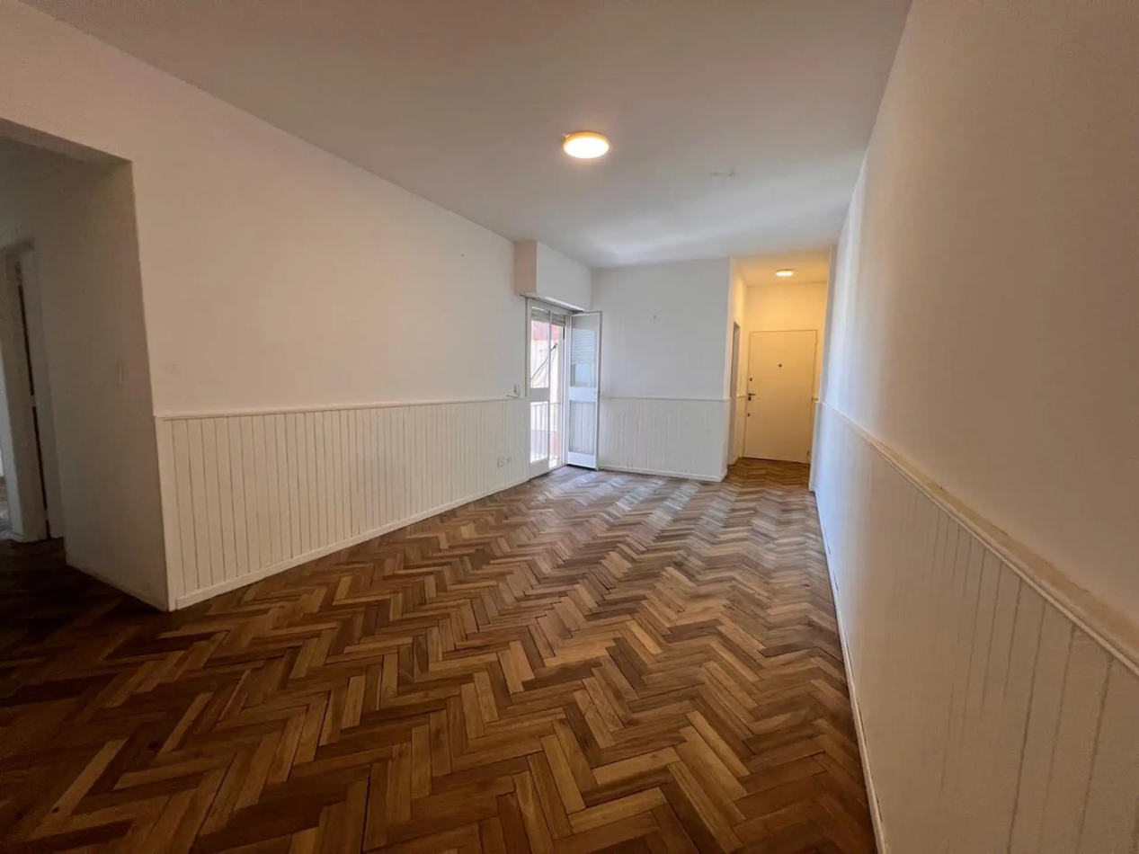 DEPARTAMENTO TRES AMBIENTES EN QUILMES CENTRO