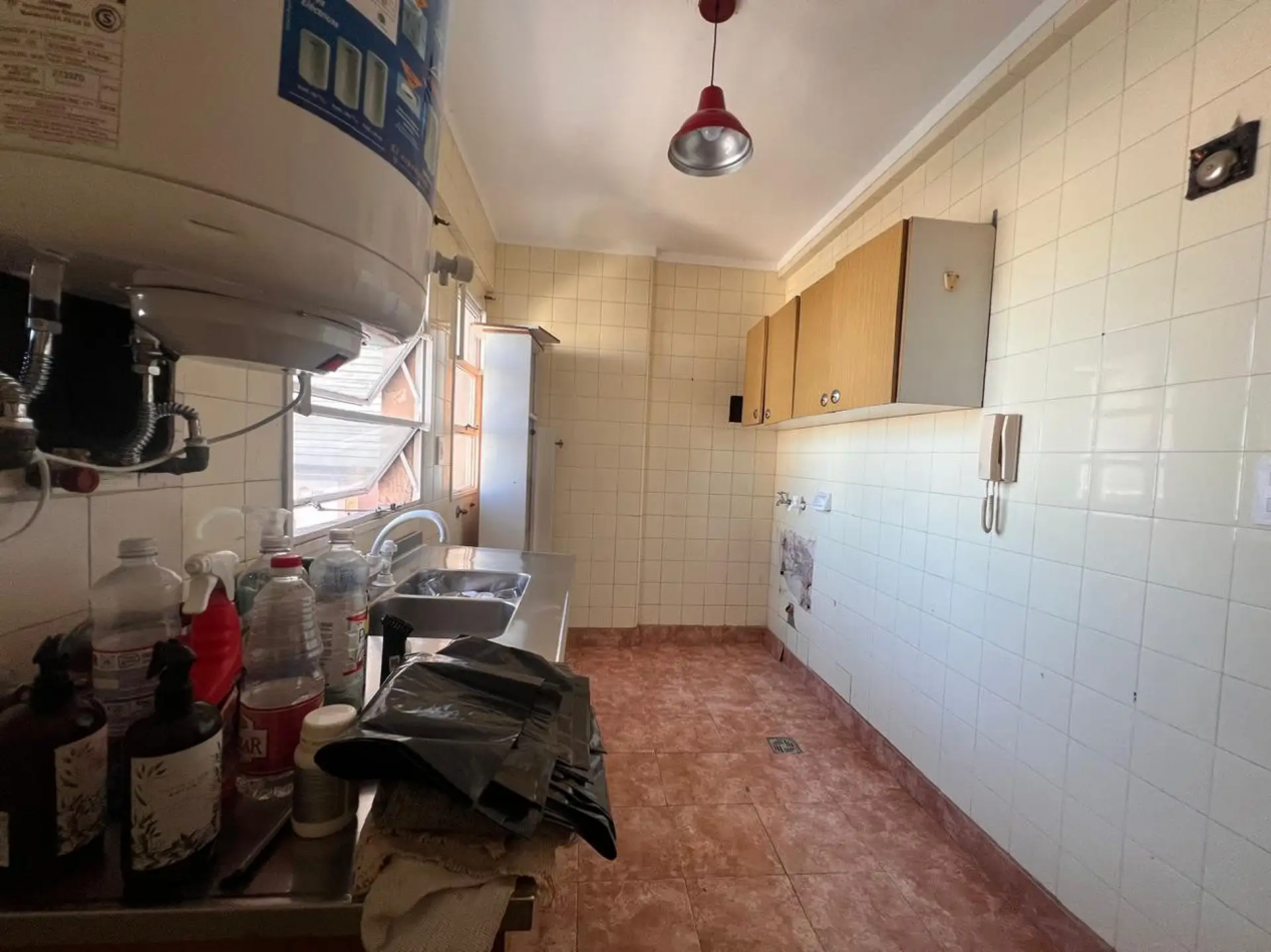 DEPARTAMENTO TRES AMBIENTES EN QUILMES CENTRO