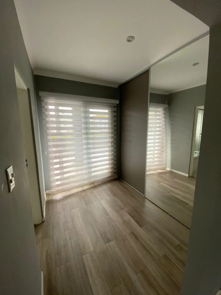 CASA EN ALQUILER CINCO AMBIENTES - ALTOS DE HUDSON II