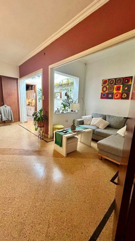 CHALET EN VENTA EN QUILMES CENTRO - IMPERDIBLE