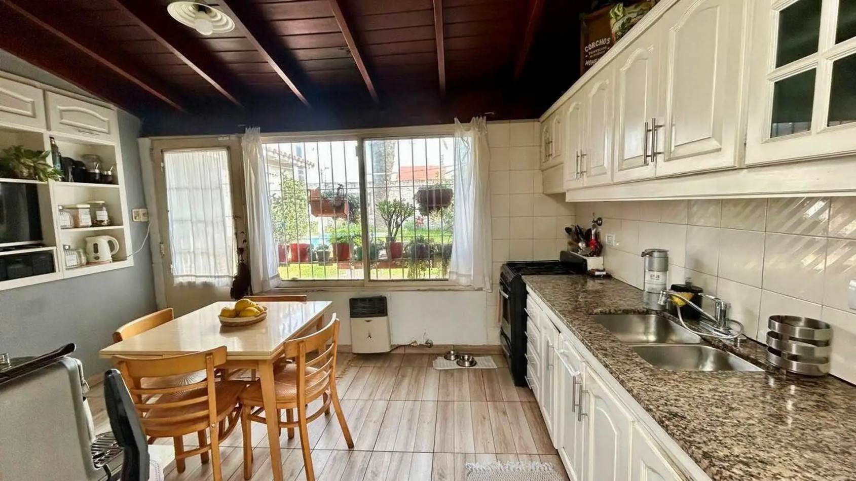 CHALET EN VENTA EN QUILMES CENTRO - IMPERDIBLE