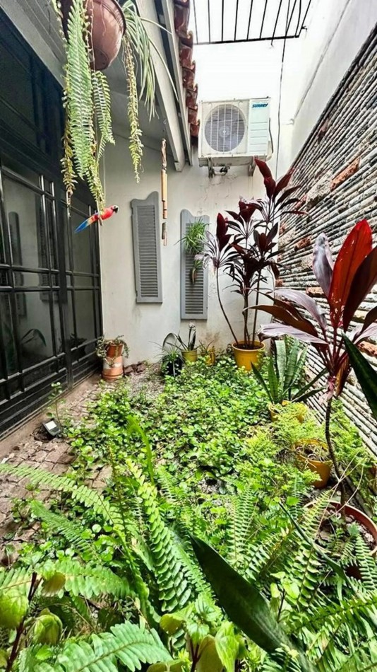 CHALET EN VENTA EN QUILMES CENTRO - IMPERDIBLE