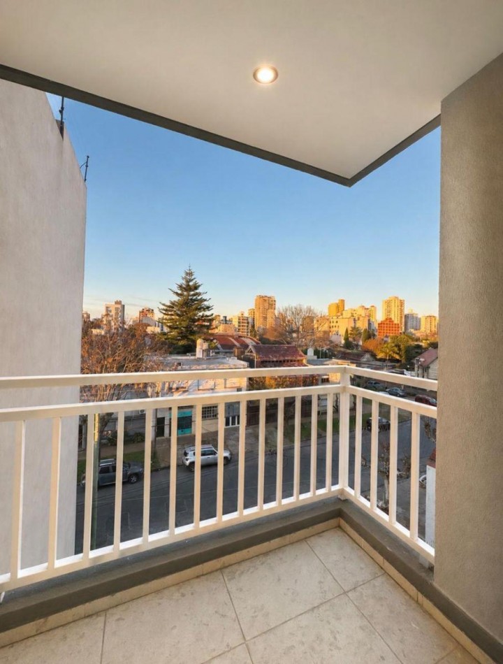 ¡DEPARTAMENTO SEMIPISO IMPERDIBLE EN VENTA EN QUILMES!