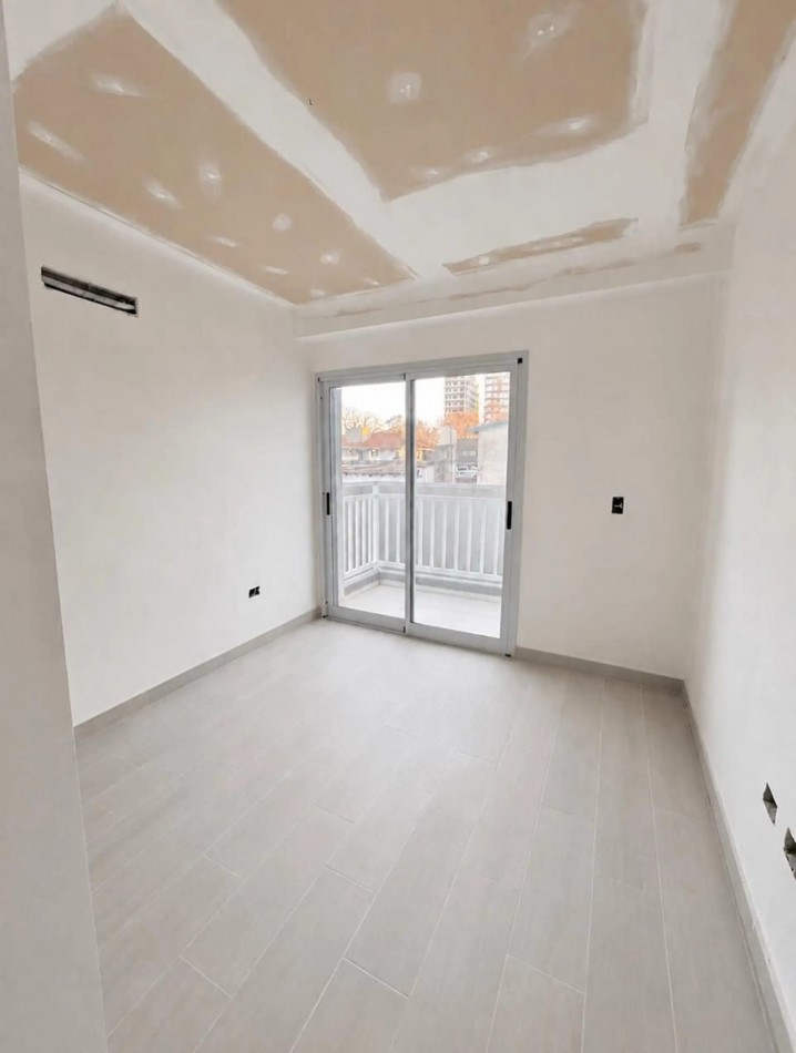 ¡DEPARTAMENTO SEMIPISO IMPERDIBLE EN VENTA EN QUILMES!