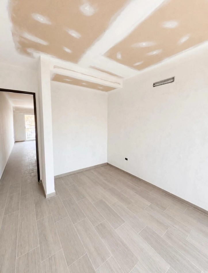 ¡DEPARTAMENTO SEMIPISO IMPERDIBLE EN VENTA EN QUILMES!