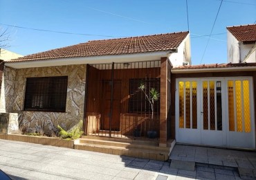 Casa en Venta 4 ambientes - Bernal Oeste