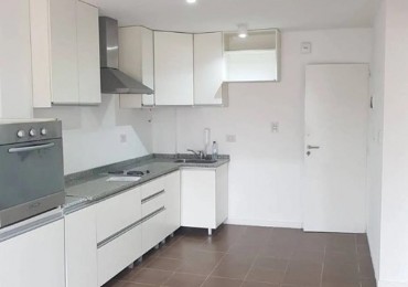 Departamento 2 ambientes en venta en Quilmes Centro