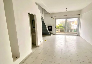 ¡Departamento 3 ambientes con cochera en Berazategui!