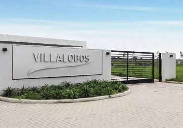 ¡OPORTUNIDAD! Lotes en venta en Barrio Villalobos - A laguna - 