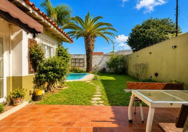CHALET EN VENTA EN QUILMES CENTRO - IMPERDIBLE