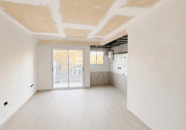 ¡DEPARTAMENTO SEMIPISO IMPERDIBLE EN VENTA EN QUILMES!